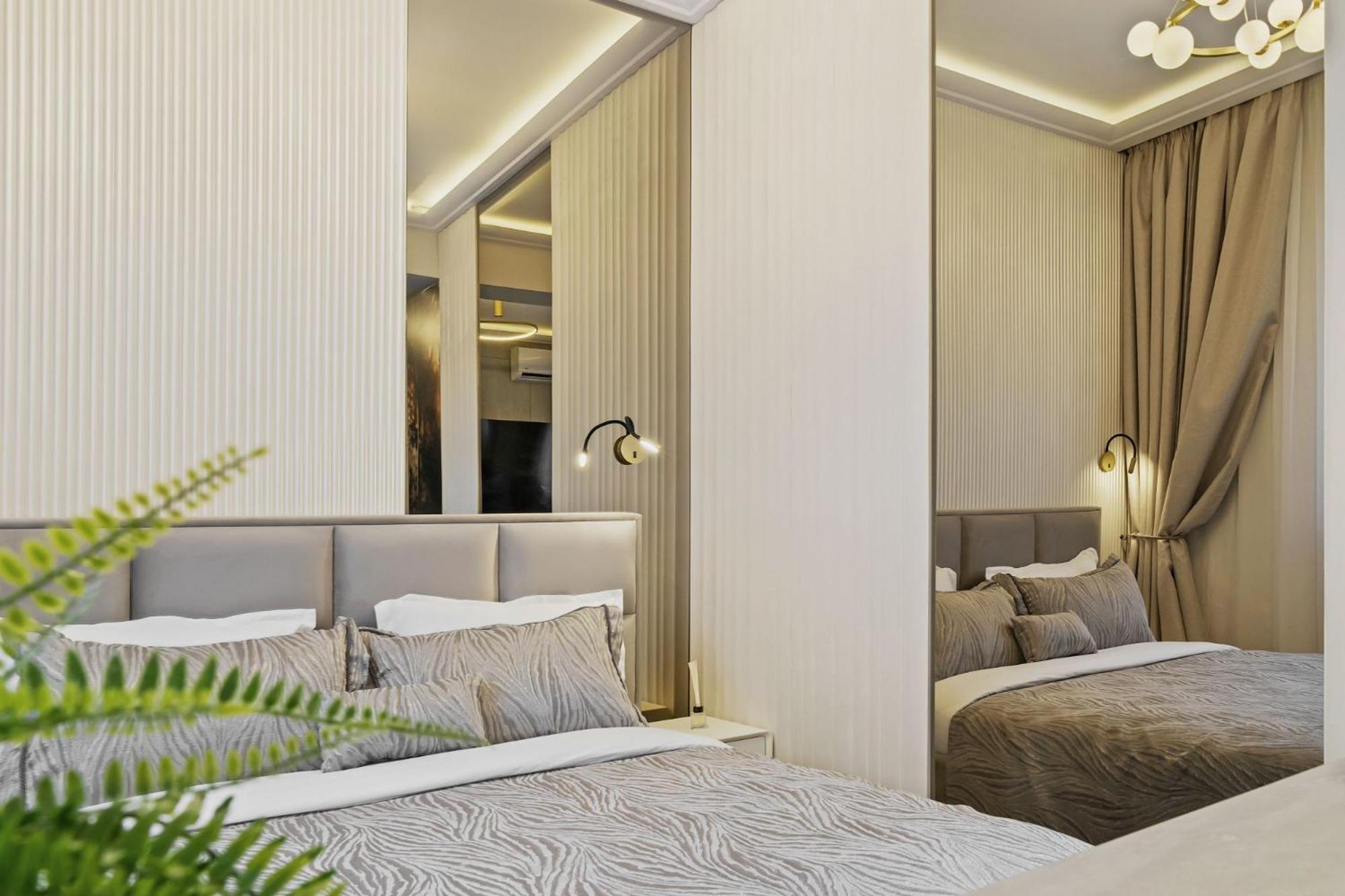 Studio Jungle Breath - City Centre Bukarest Kültér fotó